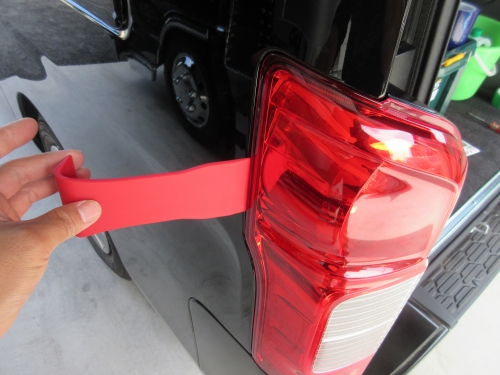 Removing the tail lamp (0)